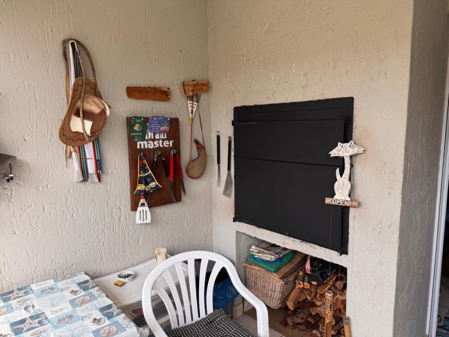 3 Bedroom Property for Sale in Hartenbos Central Western Cape